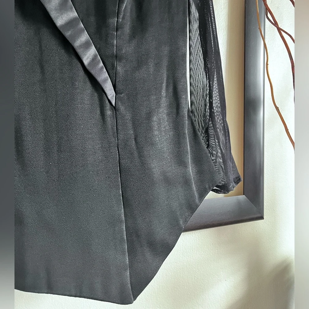 90'S  Classic elegant evening black top sheer with satin look detail blouse - Picture 5 of 10